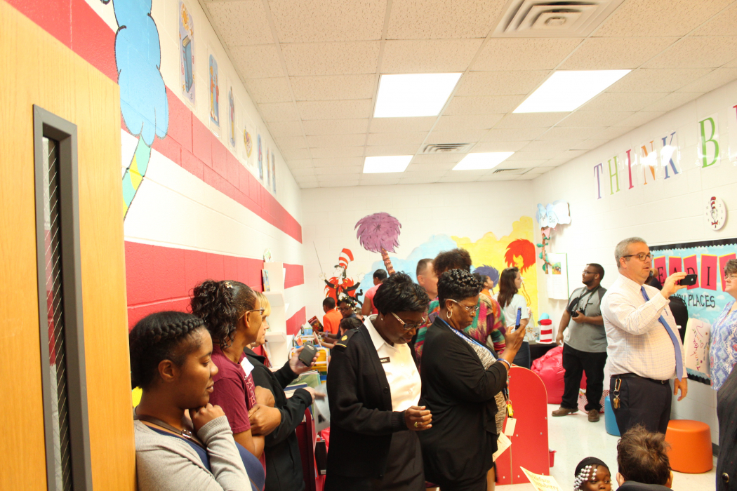 Creswell Elementary School Reading Room Opening Carson Scholars Fund
